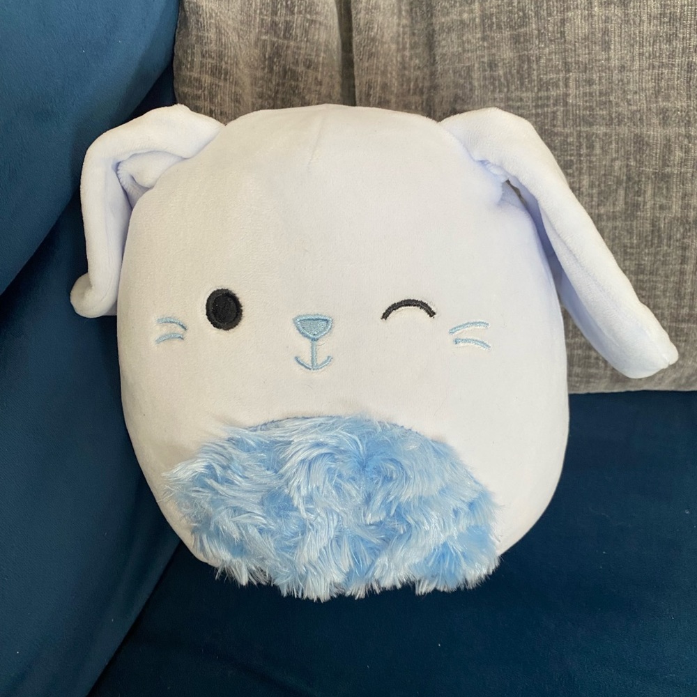 Bastian Squishmallow